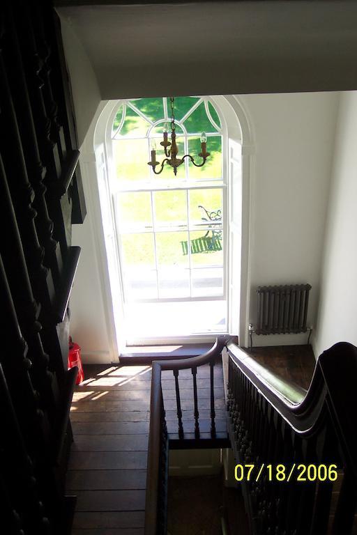 Rounceval House Hotel Chipping Sodbury Buitenkant foto